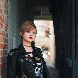 Meet your Posher, Brontë